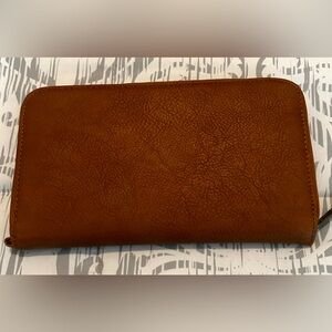 Thirty One Zipper Wallet